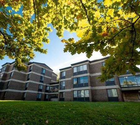 فندق Au Campus شيربروك المظهر الخارجي الصورة